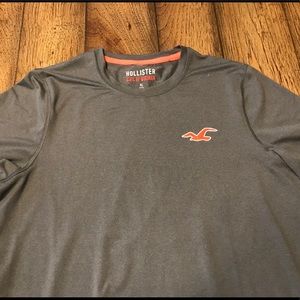 Hollister T-shirt